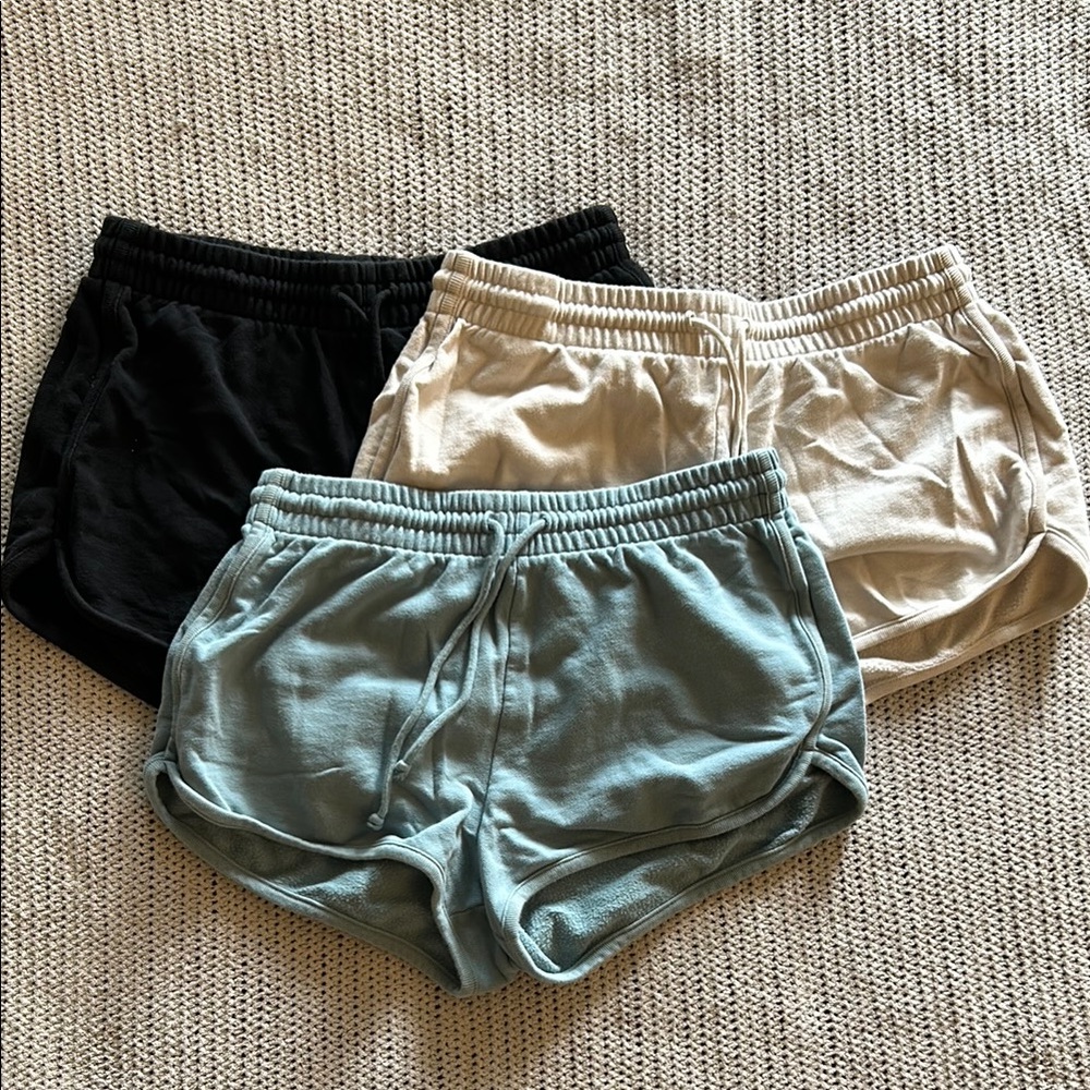 Women's Gap Lounge Shorts - Large